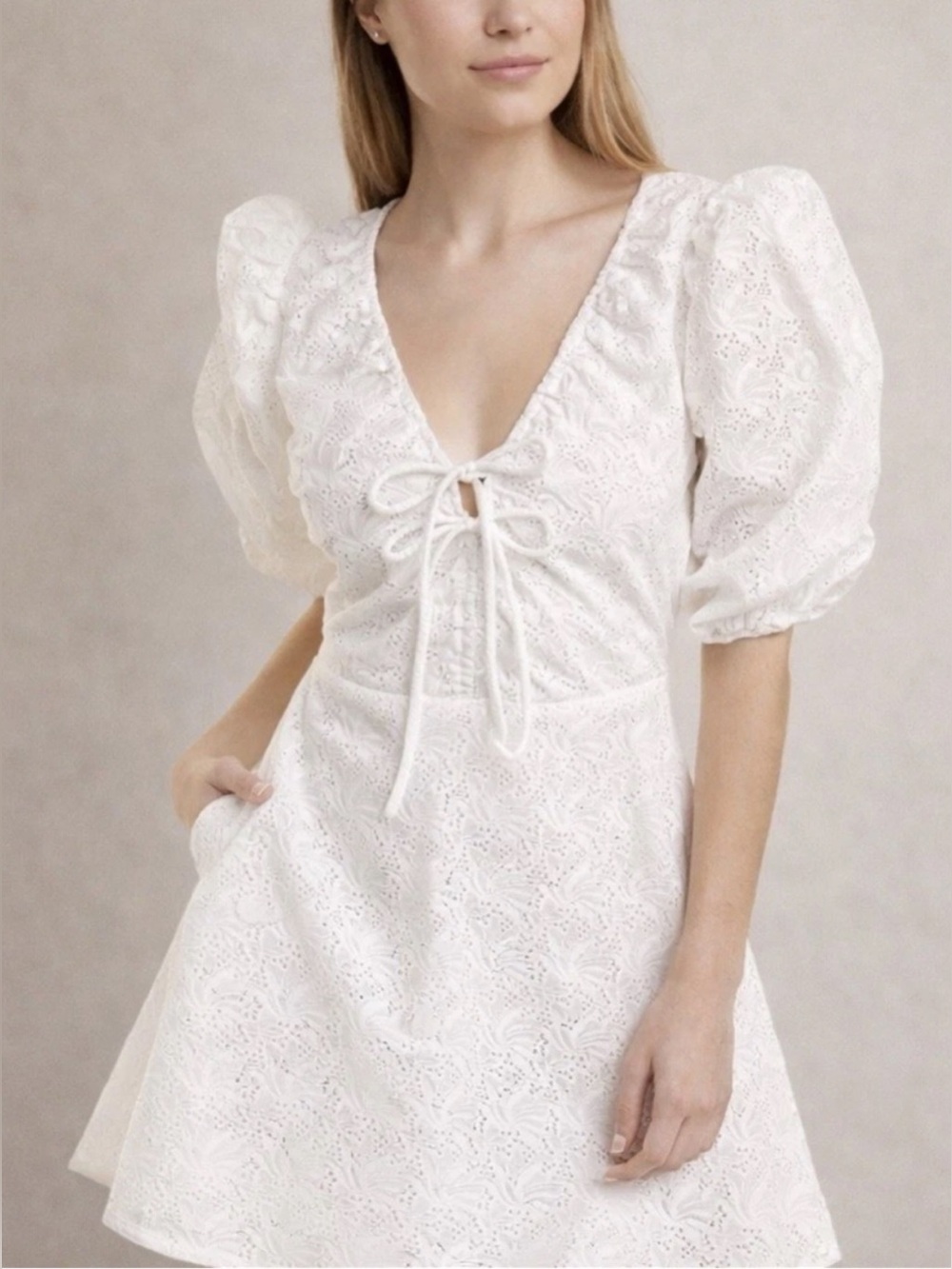 Nicholas Danni Bow-Detailed Broderie Anglaise Mini Size 8 - C30-143